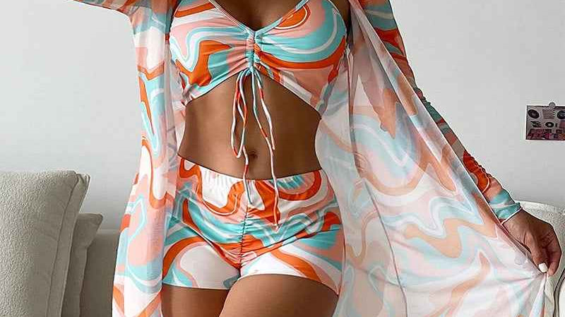 Best Vacation Outfits and Resort Wear for Women 2026