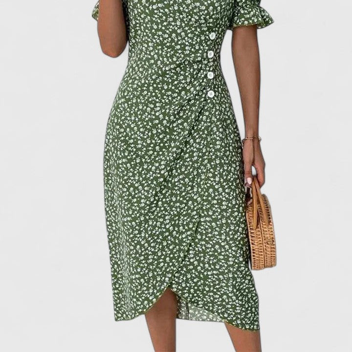 Women's Effortless Comfort in a Flowy Summer Dress