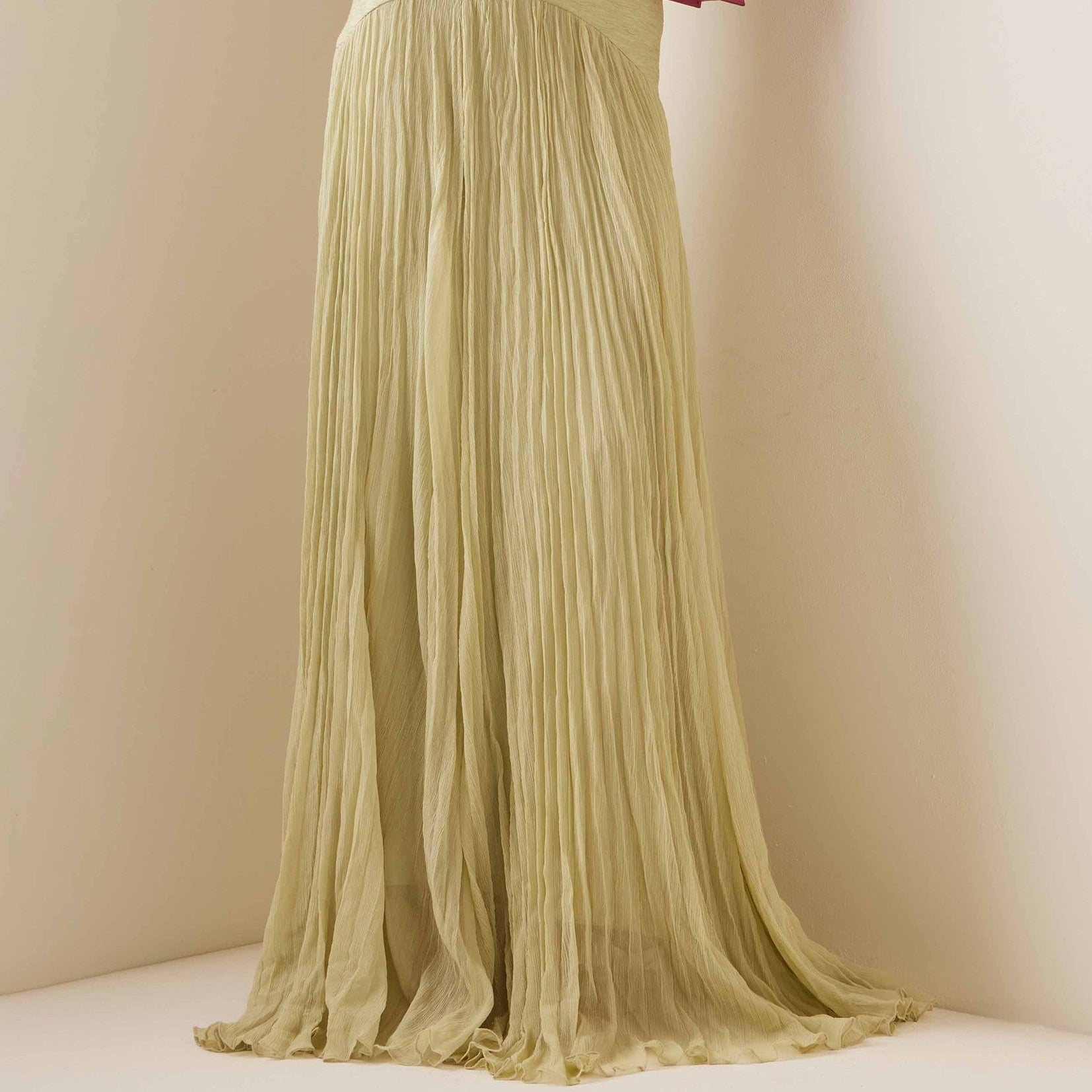Women's Long Off-Shoulder Dress with Elegant Solid Stitching