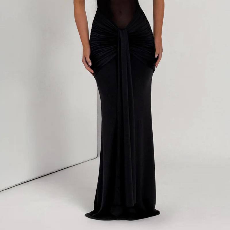 Timeless Hourglass Gown — Glamorous Silhouette & Elegant Detailing