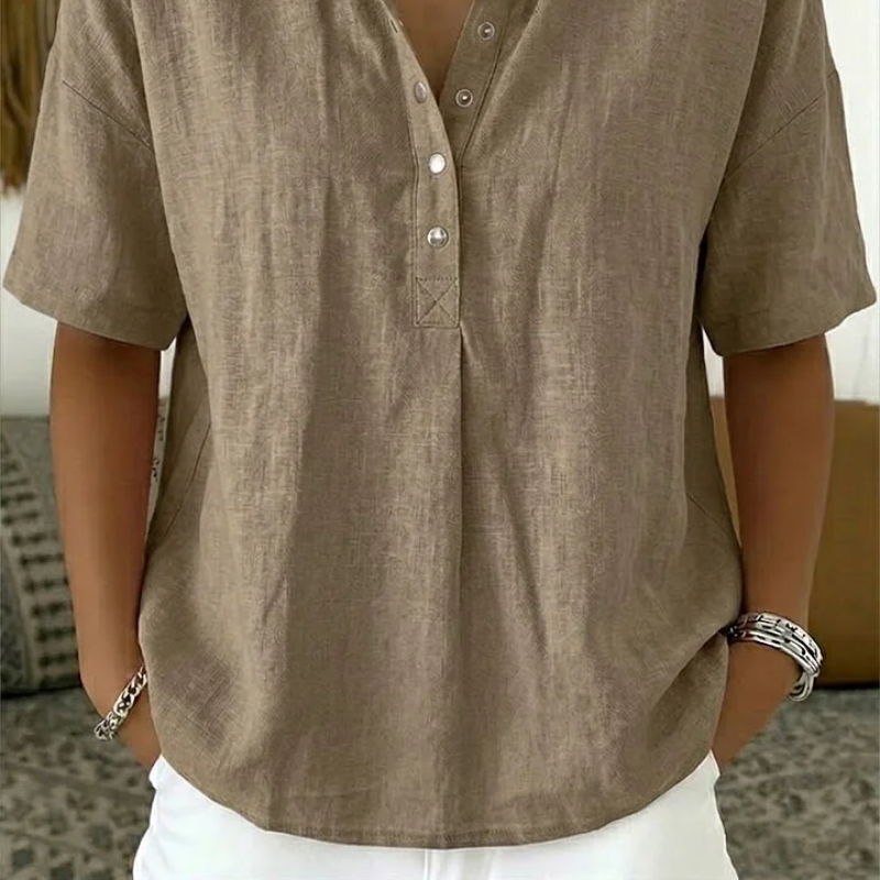 Women's Short Sleeve Collared Button Blouse