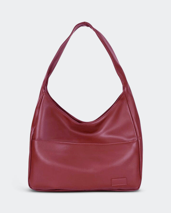 Chic handbag with generous, roomy storage - Brown