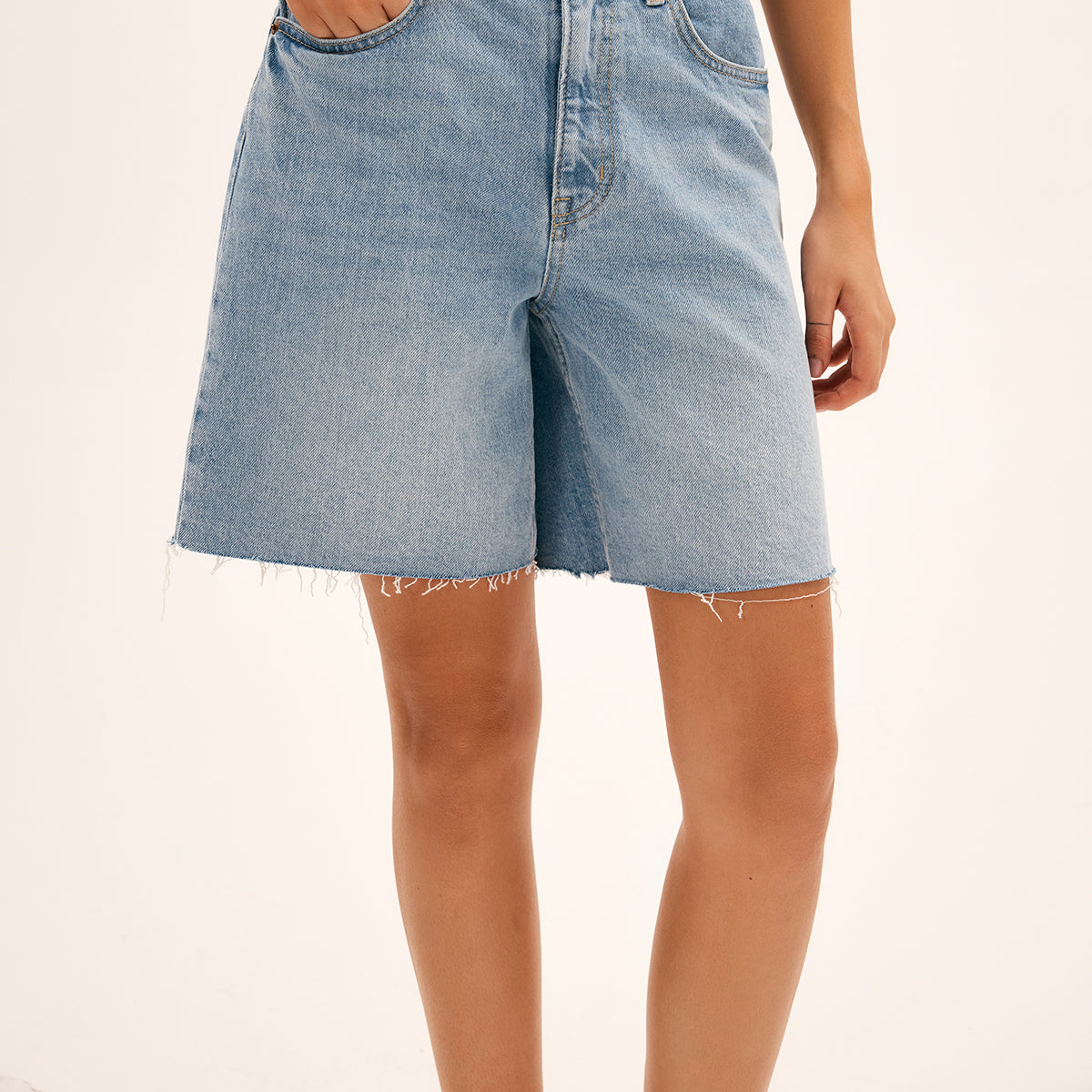 Chloe's Essential Casual Denim Shorts - Effortless Everyday Style