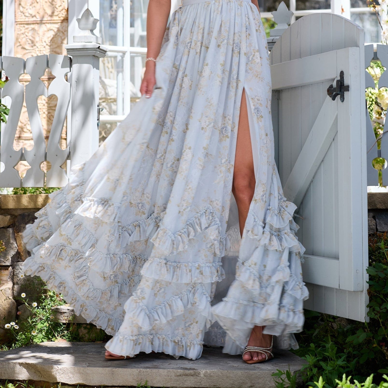 Women's Maxi Flared Dress with Floral Ruffles for an Elegant Style
