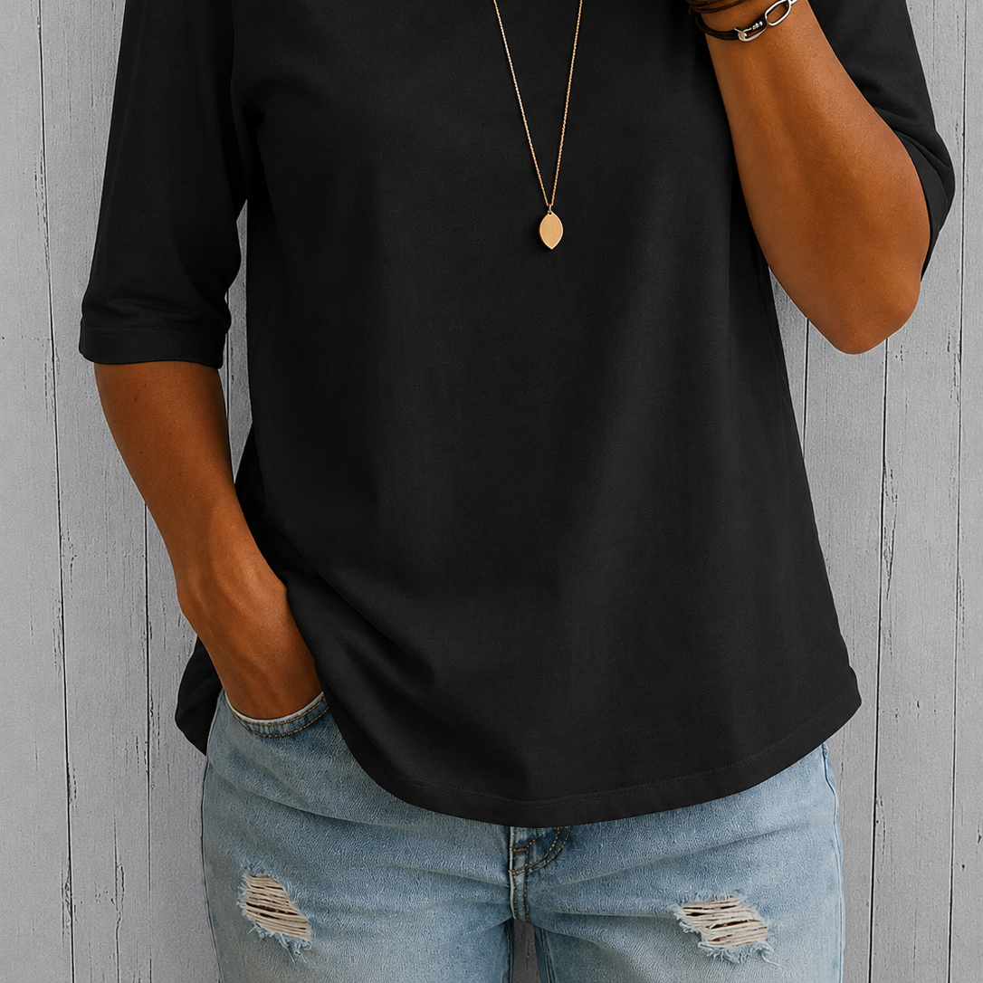Calvera | Essential Comfort Tee