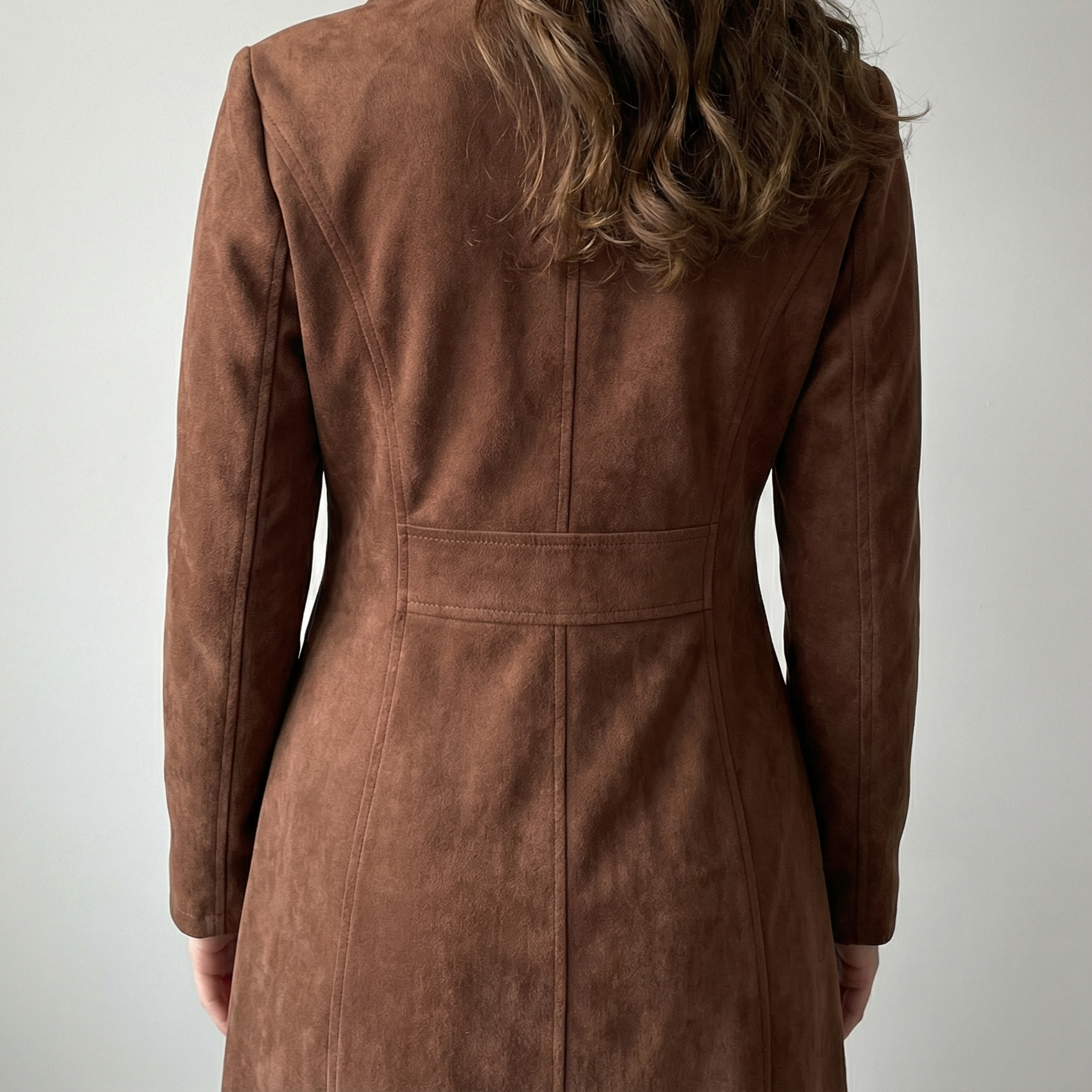 Teresa – Iconic Timeless Trench Coat with a Figure-Flattering Silhouette