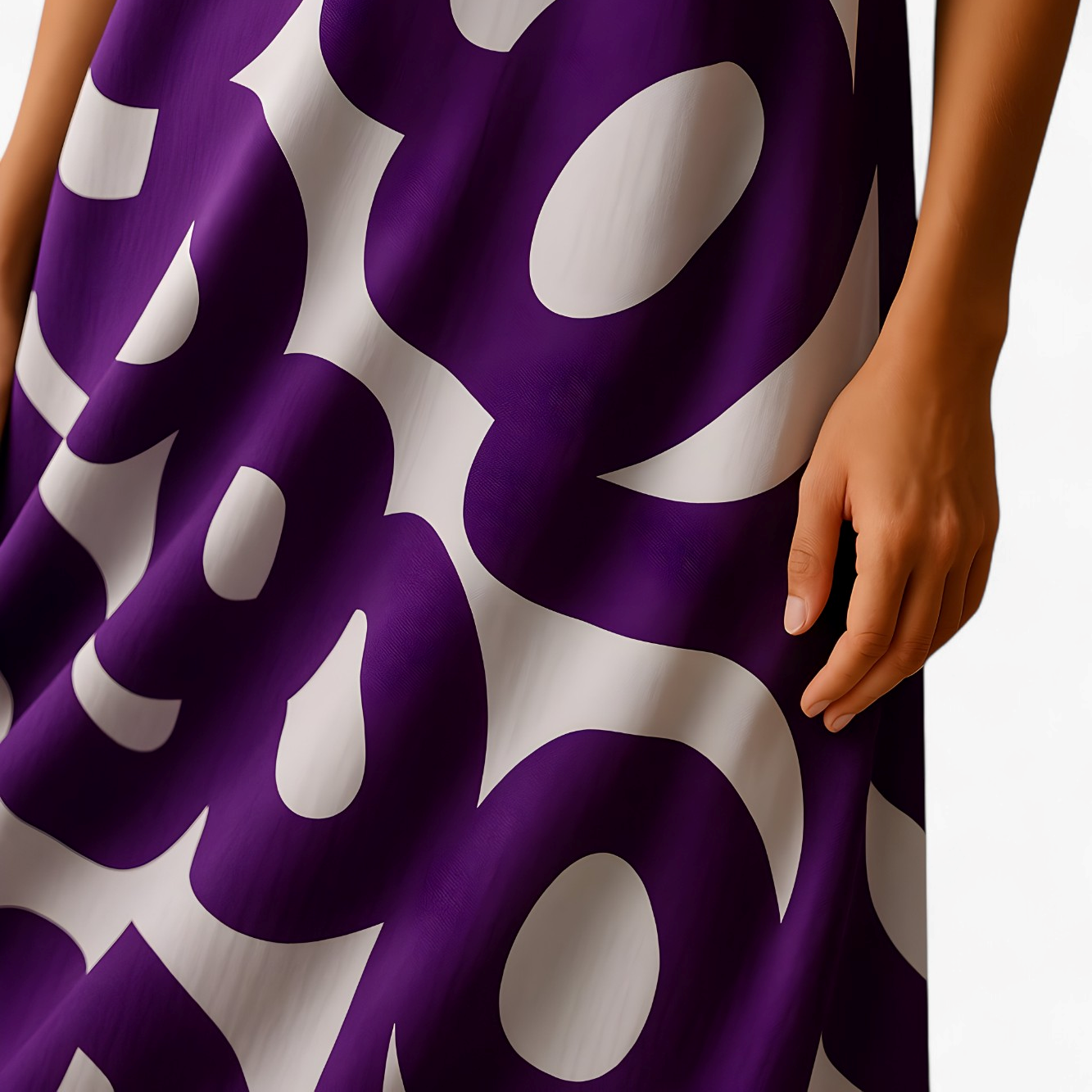 Chic Women's V-Neck Maxi Dress with an Elegant Silhouette