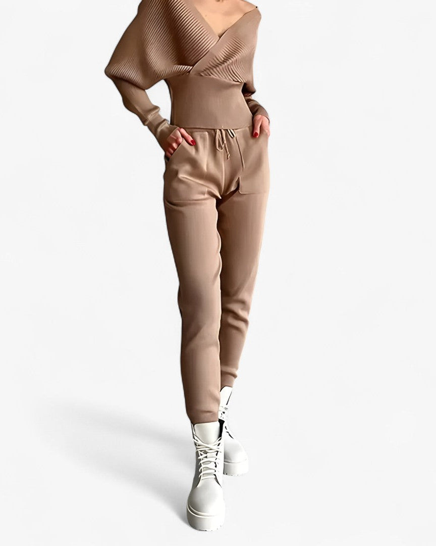 Leila | Moderne ribstrikket jumpsuit - - women's fashion - {{ product_tags }
