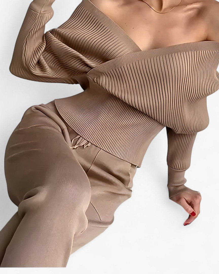 Leila | Moderne ribstrikket jumpsuit - - women's fashion - {{ product_tags }