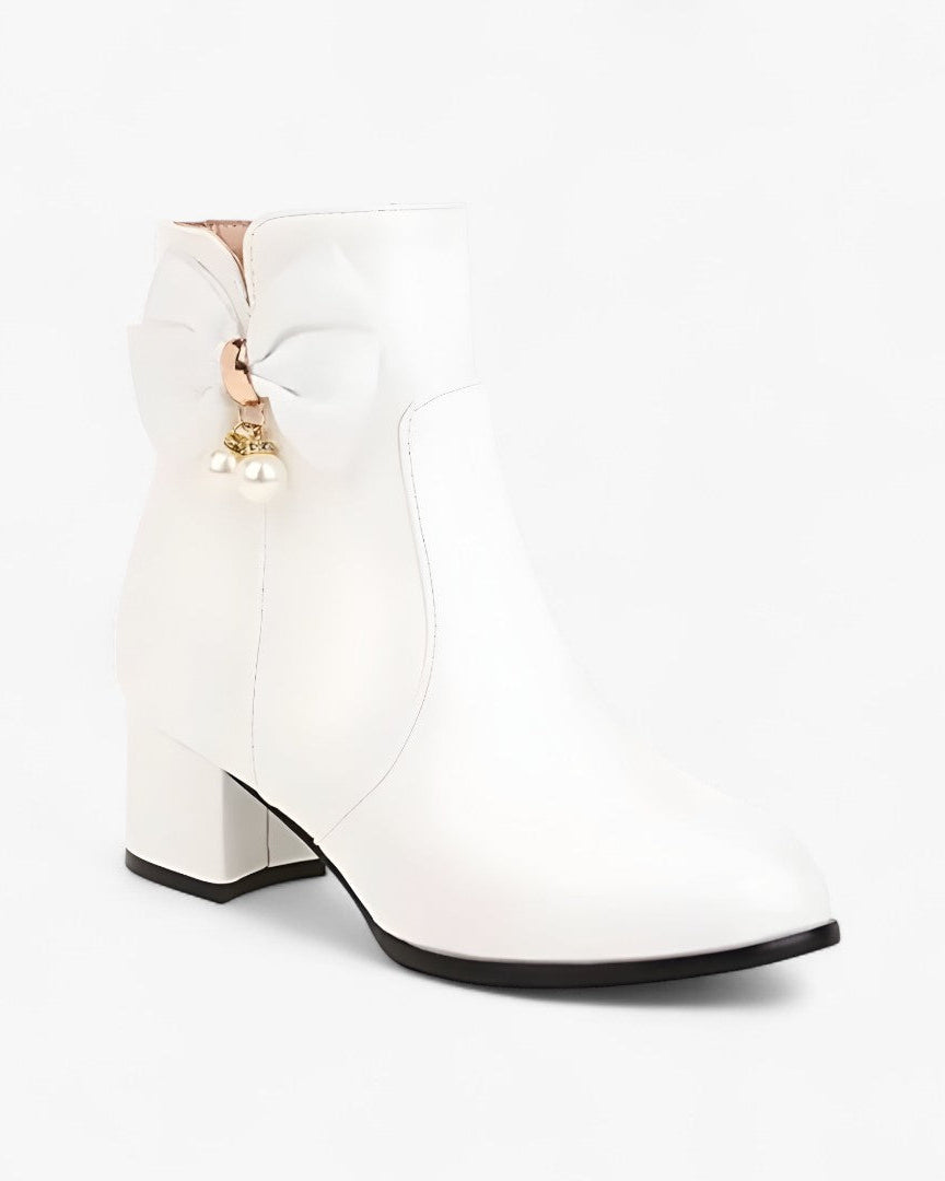 Chic Bow-Accent Heeled Ankle Boots for Plus Sizes - White