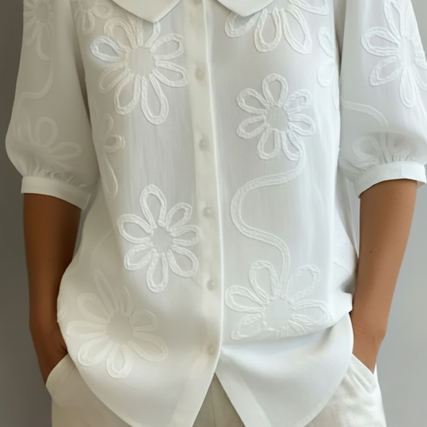 Kayleigh | Light floral blouse natural elegance