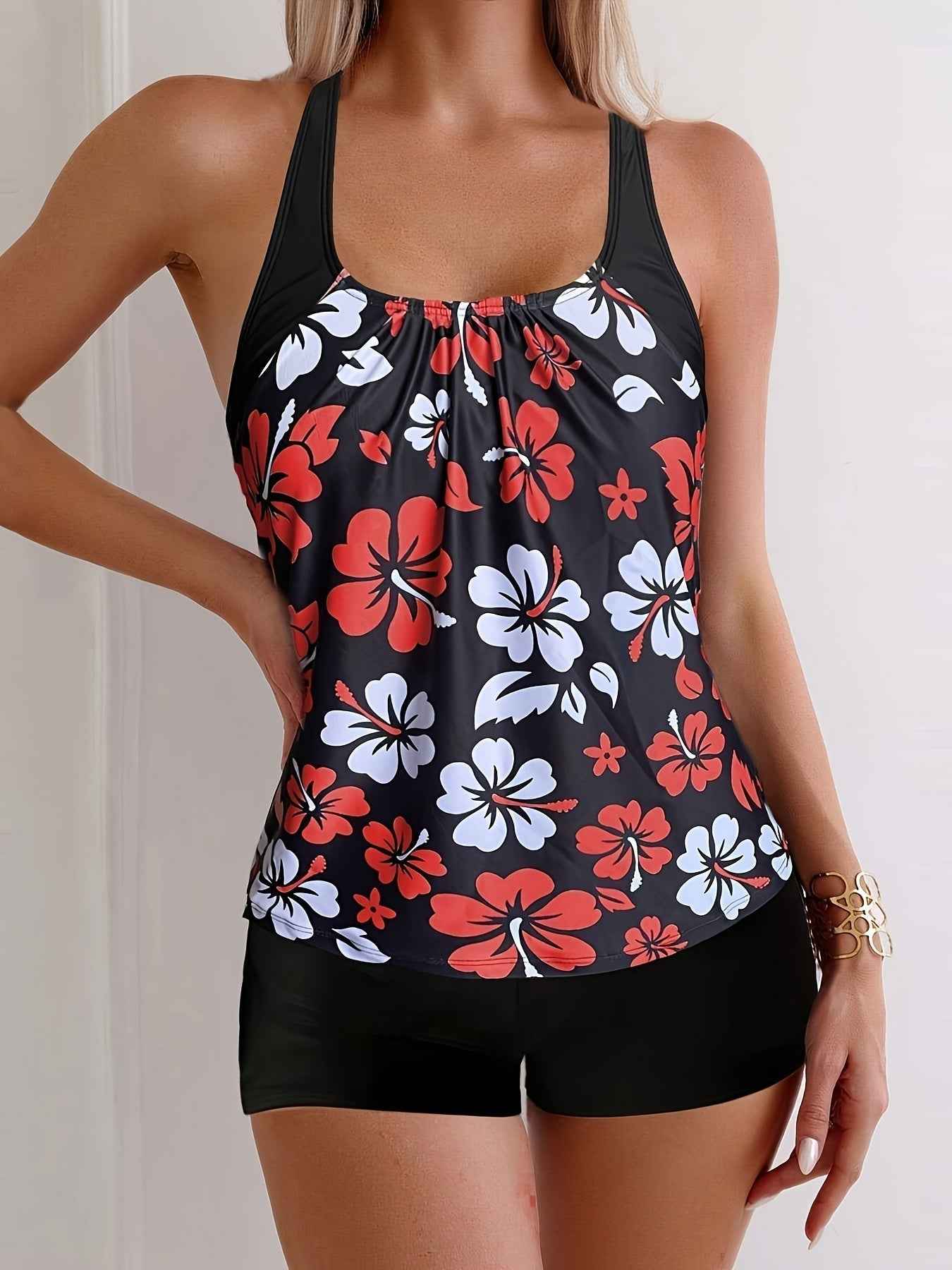 Elena Tankini-Set mit Blumenmuster – Lebhafte, schmeichelhafte Strandbademode