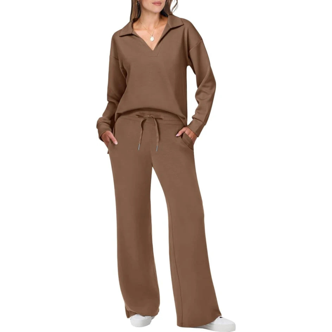Chic Women's V-Neck Two-Piece Set with Relaxed-Fit Pants | Modern