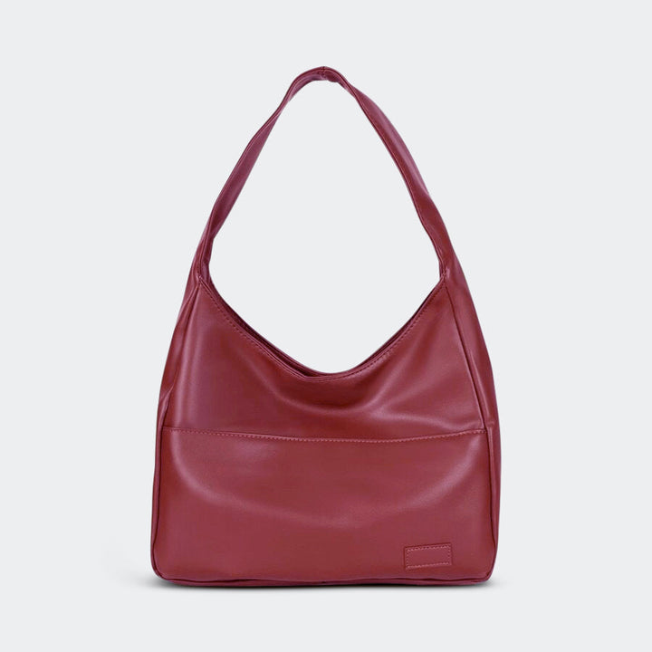 Chic handbag with generous, roomy storage