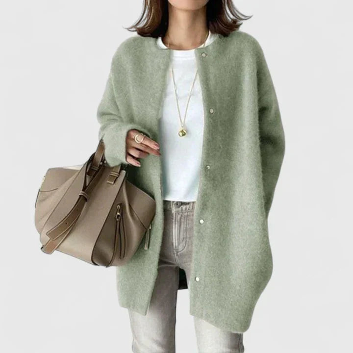 Elegant Cardigan — Classic Comfort & Style
