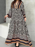 Women's Long-sleeve V-neck dress with contrasting colored pattern